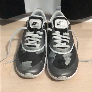NIKE Air Max Thea Camo Black/Grey/White Sneakers